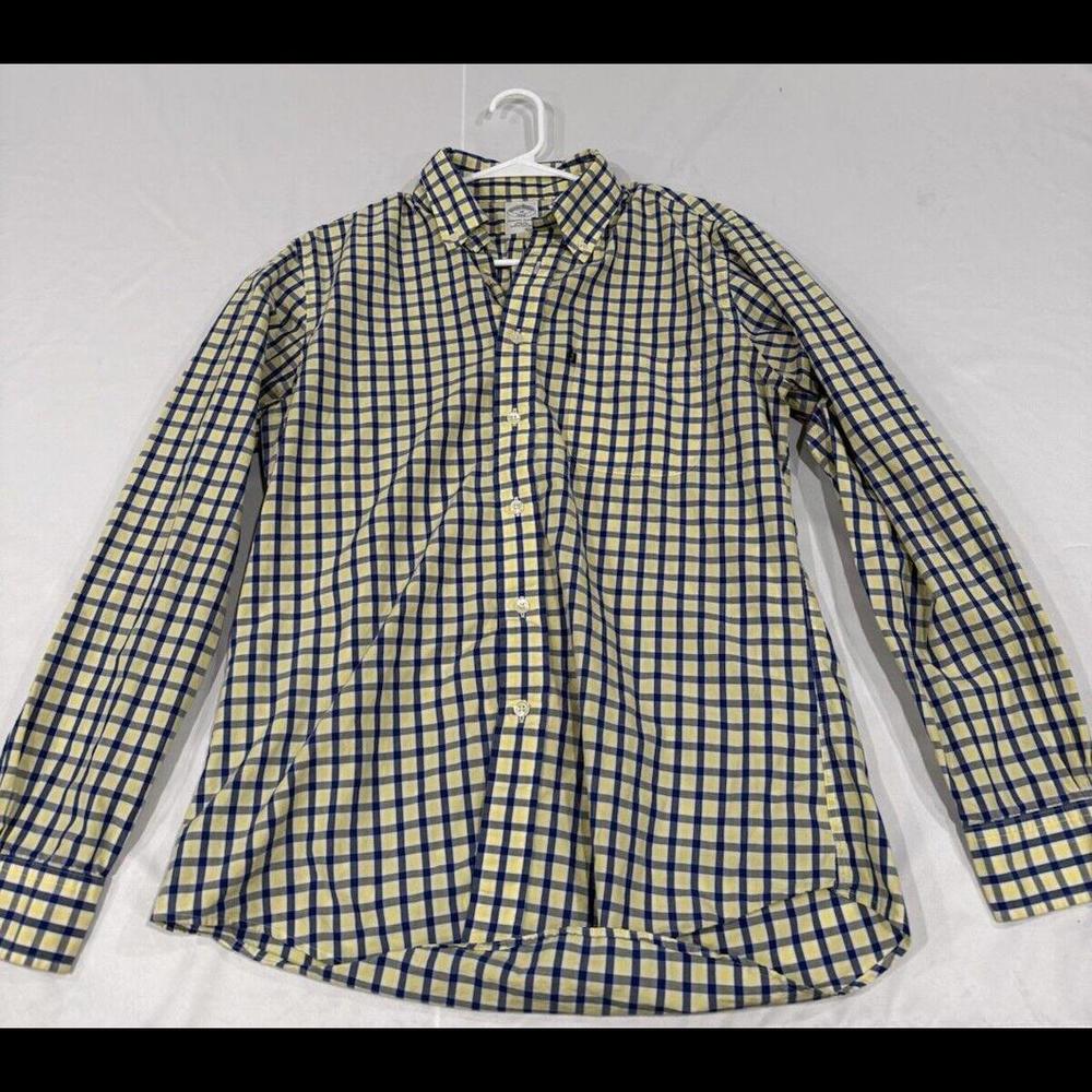 Brooks Brothers Men’s Button Down Shirt Medium